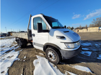 Transportbil med tippflak IVECO Daily