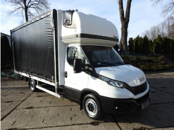 Transportbil med kapell IVECO Daily