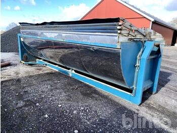  CMT isolerat halvrunt - tankcontainer