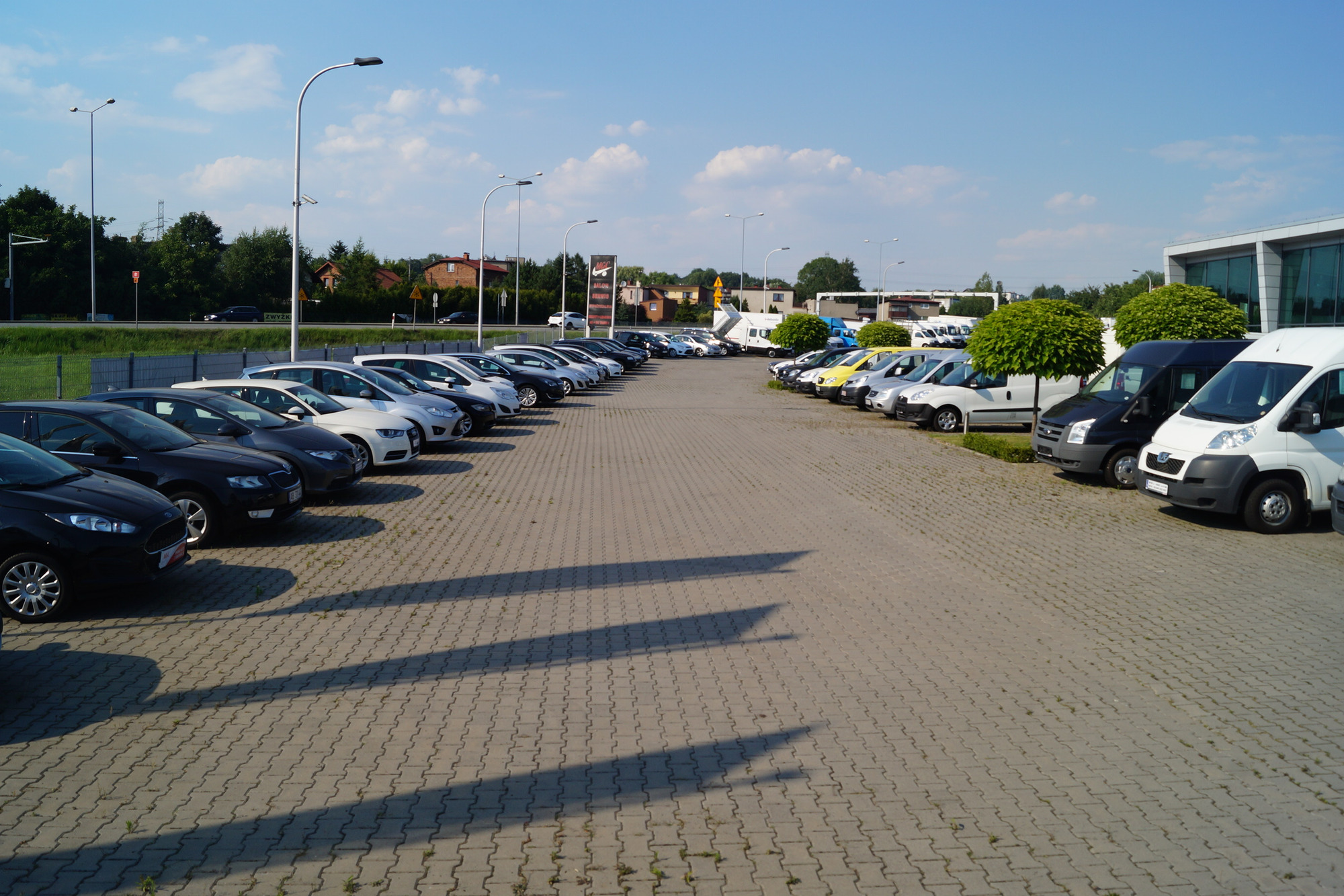 MGC CENTRUM SAMOCHODOW DOSTAWCZYCH - Lastbilar undefined: bild 4