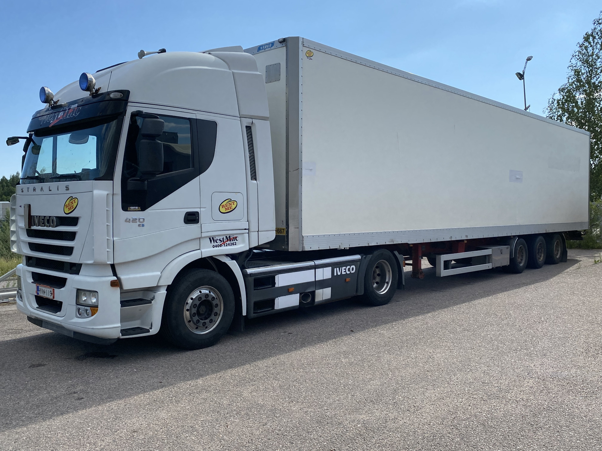 Westmac Oy - Lastbilar RENAULT - växellåda: automatisk undefined: bild 1