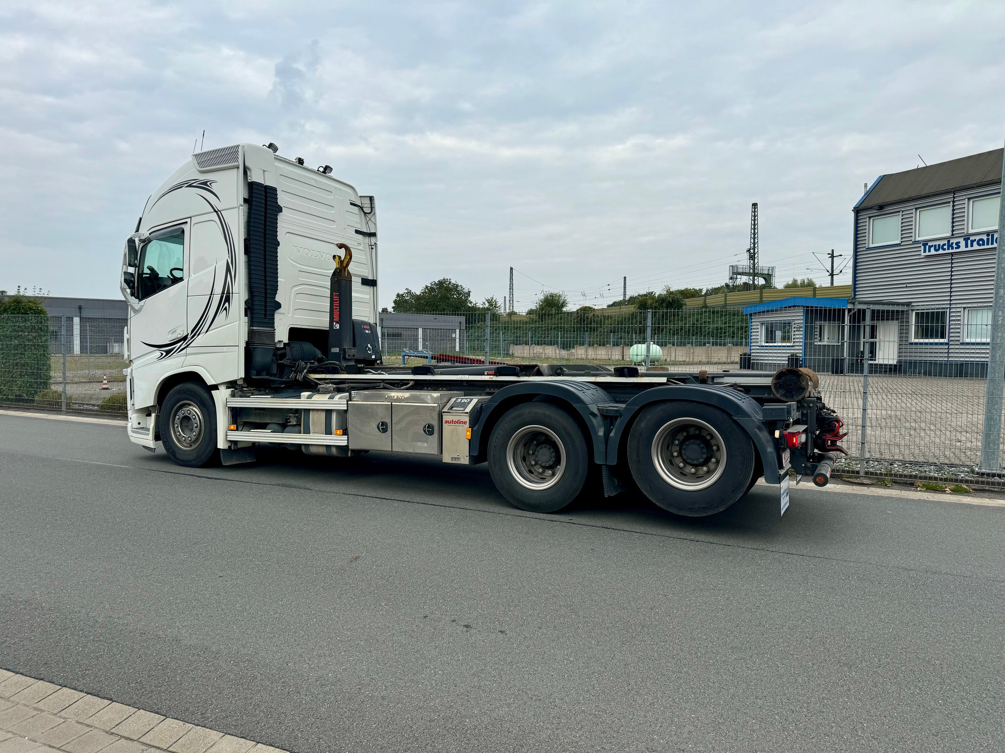 Annette Trendelmann Truck GmbH  - fordon till salu undefined: bild 12