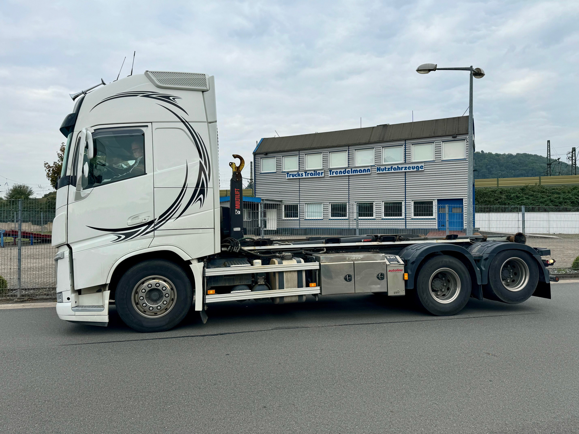 Annette Trendelmann Truck GmbH  - fordon till salu undefined: bild 11