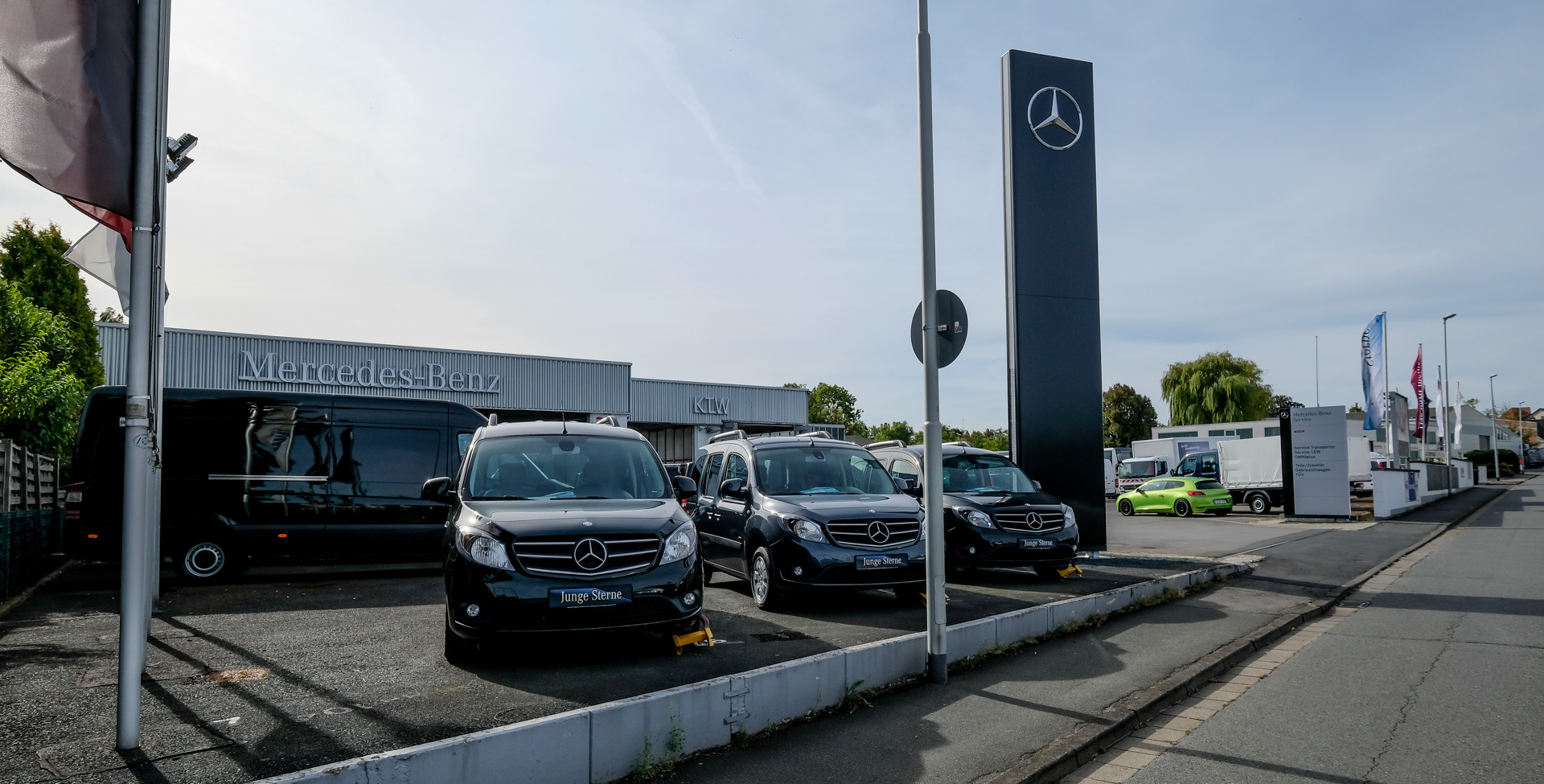 KTW Autohaus GmbH - Transportbilar MERCEDES-BENZ Vito 116 - År: 2024, skadat undefined: bild 7