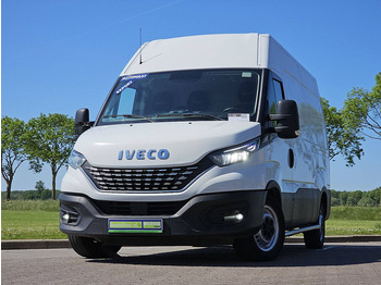 Skåpbil IVECO Daily 35s18