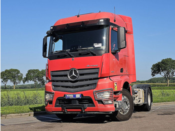 Dragbil MERCEDES-BENZ Actros 1848