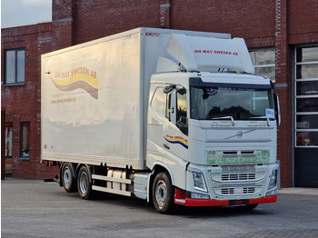 Lastbil med skåp VOLVO FH13 460