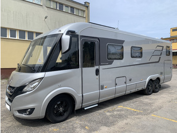 Helintegrerad husbil HYMER / ERIBA