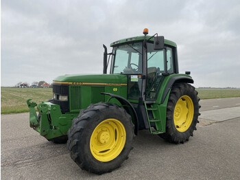 Traktor John Deere 6600: bild 1