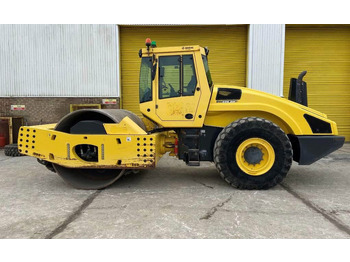 Kompaktor BOMAG