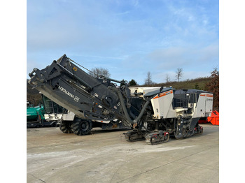 Asfaltfräs WIRTGEN