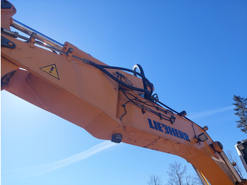 Grävmaskin på däck LIEBHERR A900C: bild 5