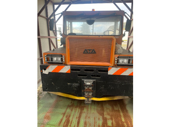 Pushbacktraktor