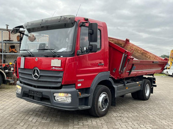 Tippbil lastbil MERCEDES-BENZ Atego 1530