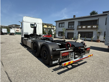 Lastväxlare lastbil DAF XF