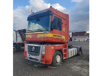 Dragbil RENAULT Magnum 460