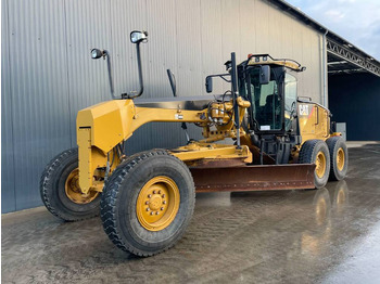 Väghyvel CATERPILLAR 140