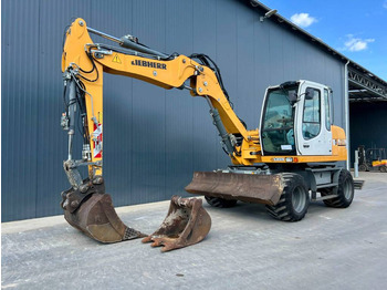Grävmaskin på däck LIEBHERR A 311