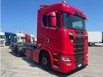 Containerbil/ Växelflak lastbil SCANIA S 500