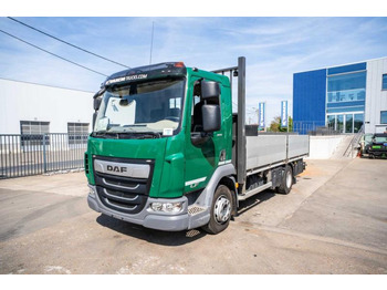 Flakbil DAF LF 180