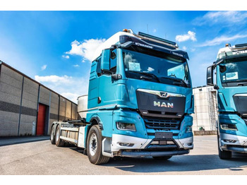 Lastväxlare lastbil MAN TGX 26.510