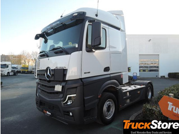Dragbil MERCEDES-BENZ Actros 1848
