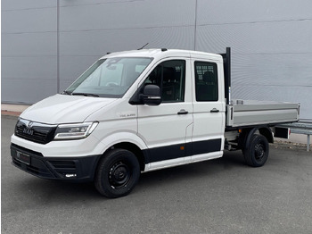 Transportbil med flak MAN TGE 3.180