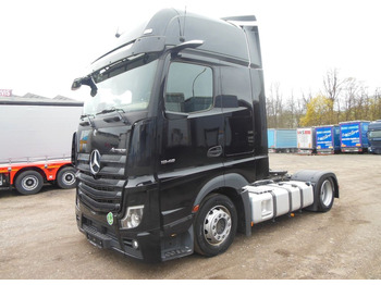 Dragbil MERCEDES-BENZ Actros 1848