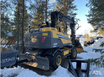 Grävmaskin på däck Volvo EW 160 D with Digging System, Tipper and Attachments: bild 4