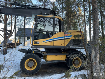 Grävmaskin på däck Volvo EW 160 D with Digging System, Tipper and Attachments: bild 3