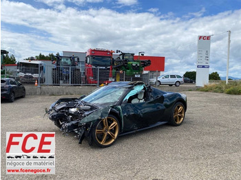 Personbil FERRARI