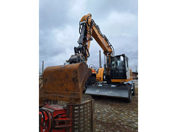 Grävmaskin på däck LIEBHERR A 918