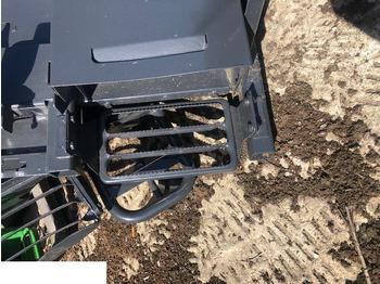 Fotsteg för Lantbruksmaskiner John Deere - Stopnie: bild 2