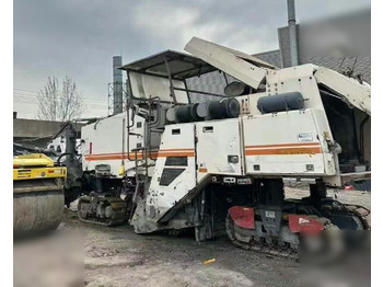 Asfaltfräs WIRTGEN