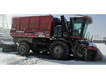 Skördemaskin CASE IH