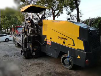 Asfaltfräs BOMAG