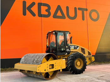 Vält CATERPILLAR