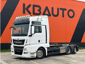 Lastväxlare lastbil MAN TGX 26.500