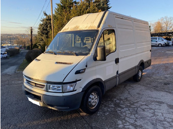 Skåpbil IVECO Daily 35s12