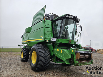 Skördetröska JOHN DEERE S690