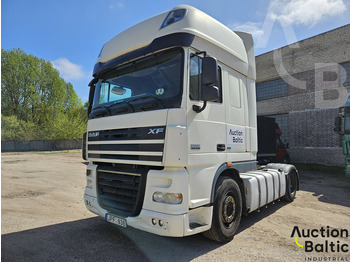 Dragbil DAF XF 105 460
