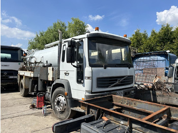 Sugbil VOLVO FL6