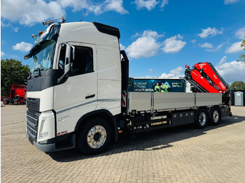 Leasa  Volvo FH 540 6x2 Container Fassi F545 Heck Volvo FH 540 6x2 Container Fassi F545 Heck: bild 3