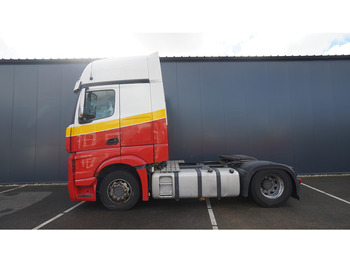 Dragbil MERCEDES-BENZ Actros 1942