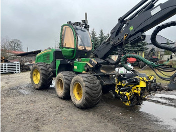 Skördare JOHN DEERE