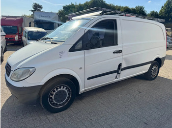Små skåpbil MERCEDES-BENZ Vito 109