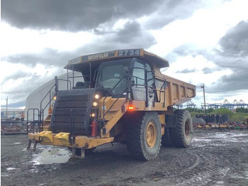 Terränggående truck CATERPILLAR