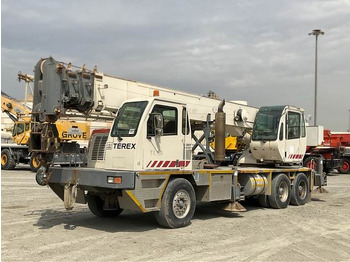 Bandgående kran TEREX