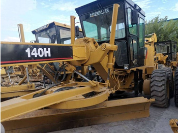Väghyvel CATERPILLAR 140H