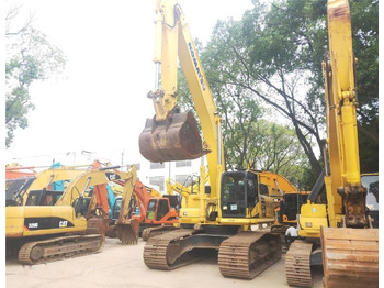 Bandgrävare KOMATSU PC490LC-10